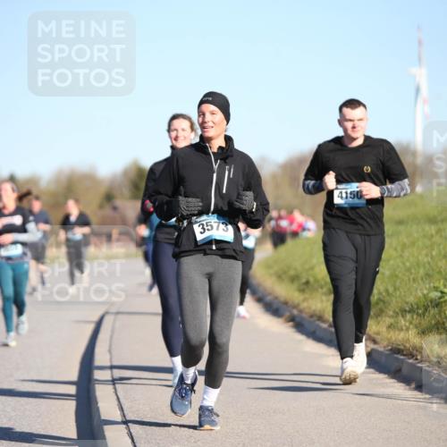 06.04.2025 - 44. Internationalen Wilhelmsburger Insellauf Jannik Wohlers http://msf.ph/oto/7616822 06.04.2025 09:39:47 Laufen 3573, 4150 meine-sportfotos.de