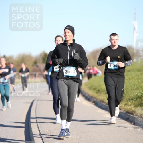 06.04.2025 - 44. Internationalen Wilhelmsburger Insellauf Jannik Wohlers http://msf.ph/oto/7616823 06.04.2025 09:39:47 Laufen 40, 3573, 4150 meine-sportfotos.de