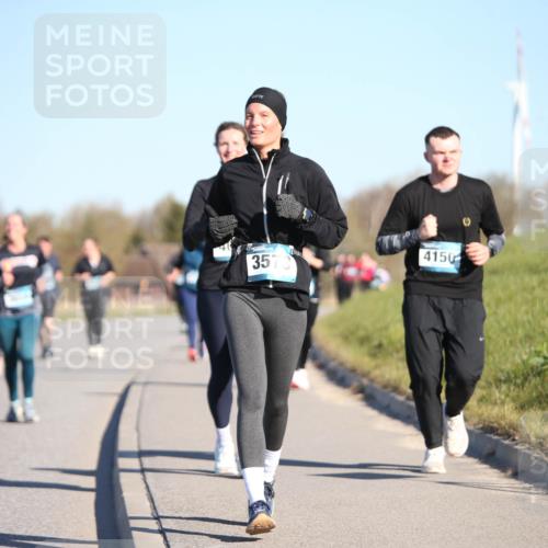 06.04.2025 - 44. Internationalen Wilhelmsburger Insellauf Jannik Wohlers http://msf.ph/oto/7616824 06.04.2025 09:39:47 Laufen 4150, 3573 meine-sportfotos.de