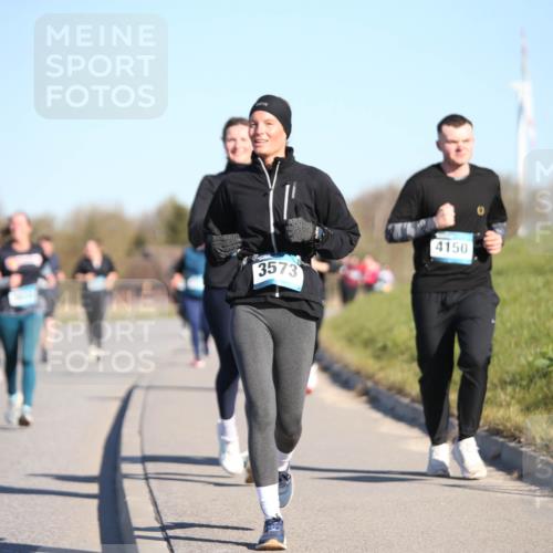 06.04.2025 - 44. Internationalen Wilhelmsburger Insellauf Jannik Wohlers http://msf.ph/oto/7616825 06.04.2025 09:39:47 Laufen 3573, 4150 meine-sportfotos.de