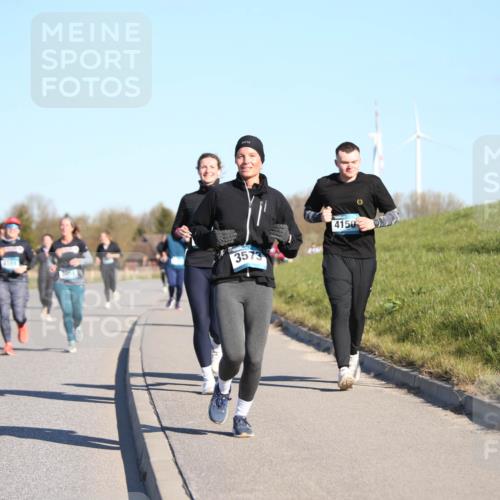 06.04.2025 - 44. Internationalen Wilhelmsburger Insellauf Jannik Wohlers http://msf.ph/oto/7616827 06.04.2025 09:39:48 Laufen 4151, 3573, 4150 meine-sportfotos.de
