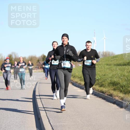 06.04.2025 - 44. Internationalen Wilhelmsburger Insellauf Jannik Wohlers http://msf.ph/oto/7616828 06.04.2025 09:39:48 Laufen 4038, 4150, 3573 meine-sportfotos.de