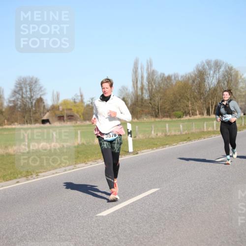 06.04.2025 - 44. Internationalen Wilhelmsburger Insellauf Jannik Wohlers http://msf.ph/oto/7616833 06.04.2025 09:39:49 Laufen 3576, 4083, 4151 meine-sportfotos.de