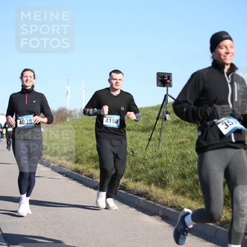 06.04.2025 - 44. Internationalen Wilhelmsburger Insellauf Jannik Wohlers http://msf.ph/oto/7616842 06.04.2025 09:39:50 Laufen 3659, 4083, 4038, 4150, 35 meine-sportfotos.de