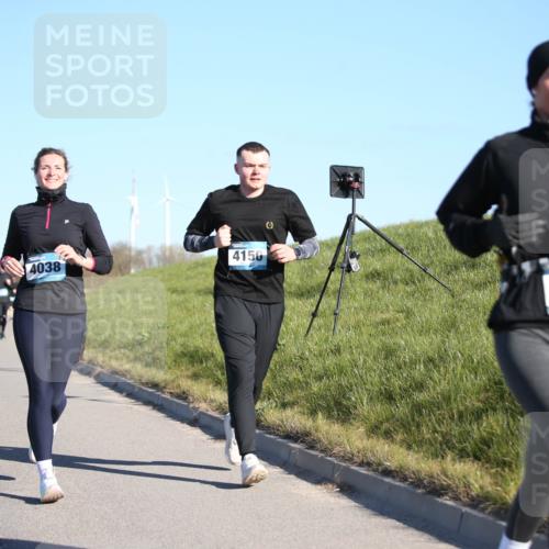 06.04.2025 - 44. Internationalen Wilhelmsburger Insellauf Jannik Wohlers http://msf.ph/oto/7616844 06.04.2025 09:39:50 Laufen 4083, 4038, 4150, 3573 meine-sportfotos.de