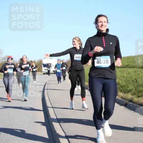 06.04.2025 - 44. Internationalen Wilhelmsburger Insellauf Jannik Wohlers http://msf.ph/oto/7616851 06.04.2025 09:39:51 Laufen 4151, 3659, 4083, 4038, 4150 meine-sportfotos.de