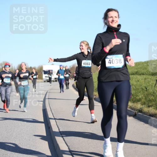 06.04.2025 - 44. Internationalen Wilhelmsburger Insellauf Jannik Wohlers http://msf.ph/oto/7616852 06.04.2025 09:39:51 Laufen 4151, 3659, 4083, 4038, 41 meine-sportfotos.de