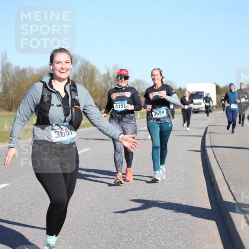 06.04.2025 - 44. Internationalen Wilhelmsburger Insellauf Jannik Wohlers http://msf.ph/oto/7616868 06.04.2025 09:39:53 Laufen 365, 4151, 3659, 3256 meine-sportfotos.de