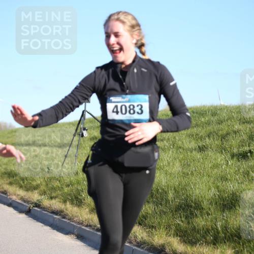 06.04.2025 - 44. Internationalen Wilhelmsburger Insellauf Jannik Wohlers http://msf.ph/oto/7616872 06.04.2025 09:39:53 Laufen 4083 meine-sportfotos.de