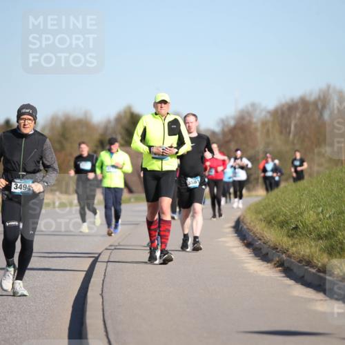 06.04.2025 - 44. Internationalen Wilhelmsburger Insellauf Jannik Wohlers http://msf.ph/oto/7616914 06.04.2025 09:40:03 Laufen 3494, 3581 meine-sportfotos.de