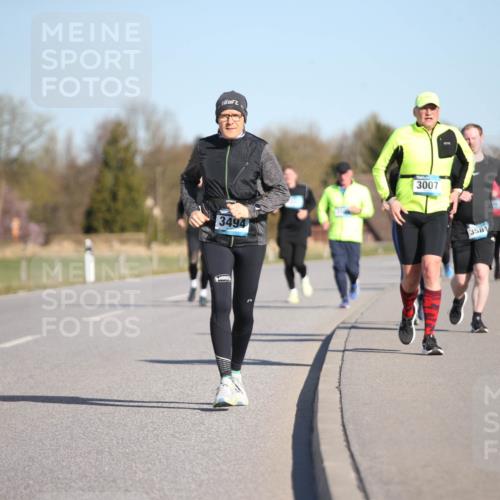 06.04.2025 - 44. Internationalen Wilhelmsburger Insellauf Jannik Wohlers http://msf.ph/oto/7616918 06.04.2025 09:40:03 Laufen 3494, 3007, 3581 meine-sportfotos.de