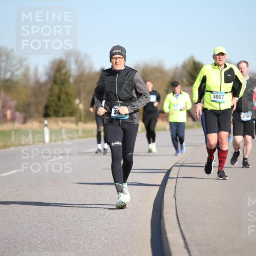 06.04.2025 - 44. Internationalen Wilhelmsburger Insellauf Jannik Wohlers http://msf.ph/oto/7616919 06.04.2025 09:40:04 Laufen 34, 3007, 3581 meine-sportfotos.de