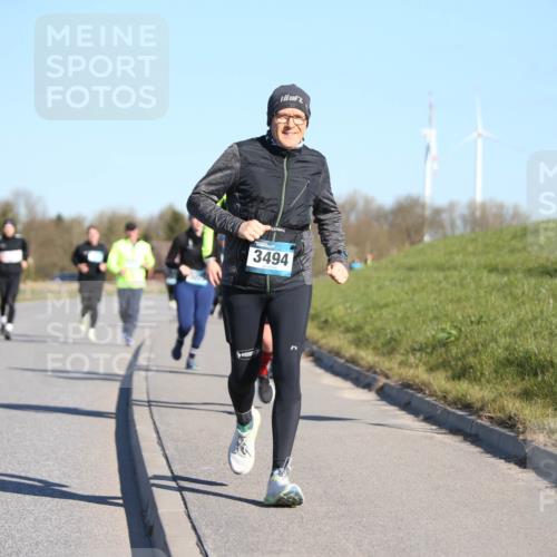 06.04.2025 - 44. Internationalen Wilhelmsburger Insellauf Jannik Wohlers http://msf.ph/oto/7616929 06.04.2025 09:40:08 Laufen 3494 meine-sportfotos.de