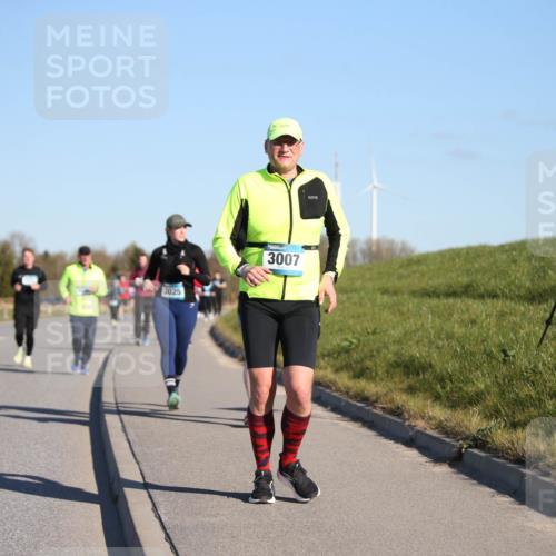 06.04.2025 - 44. Internationalen Wilhelmsburger Insellauf Jannik Wohlers http://msf.ph/oto/7616938 06.04.2025 09:40:11 Laufen 3025, 3007 meine-sportfotos.de
