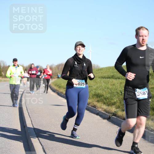 06.04.2025 - 44. Internationalen Wilhelmsburger Insellauf Jannik Wohlers http://msf.ph/oto/7616955 06.04.2025 09:40:14 Laufen 025, 3581 meine-sportfotos.de
