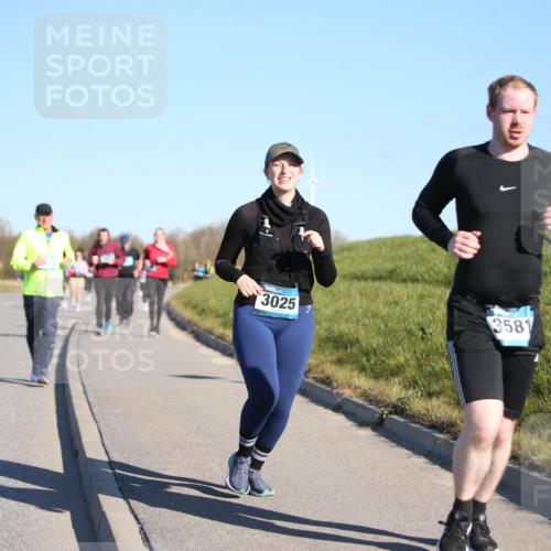 06.04.2025 - 44. Internationalen Wilhelmsburger Insellauf Jannik Wohlers http://msf.ph/oto/7616956 06.04.2025 09:40:15 Laufen 3025, 1, 3581 meine-sportfotos.de