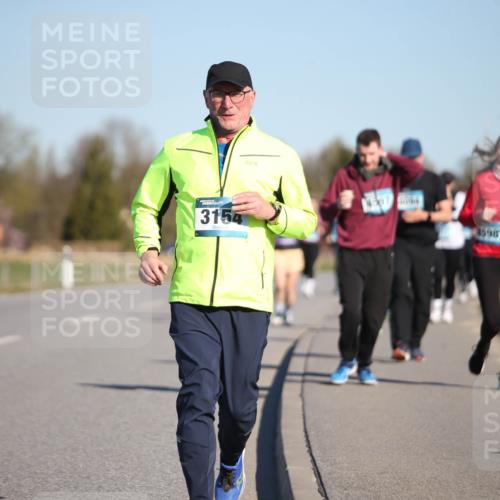 06.04.2025 - 44. Internationalen Wilhelmsburger Insellauf Jannik Wohlers http://msf.ph/oto/7616957 06.04.2025 09:40:16 Laufen 4221, 3154, 4598 meine-sportfotos.de