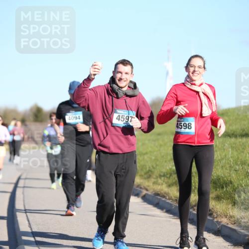 06.04.2025 - 44. Internationalen Wilhelmsburger Insellauf Jannik Wohlers http://msf.ph/oto/7616978 06.04.2025 09:40:21 Laufen 4094, 4597, 4598 meine-sportfotos.de
