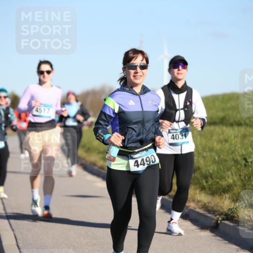 06.04.2025 - 44. Internationalen Wilhelmsburger Insellauf Jannik Wohlers http://msf.ph/oto/7616990 06.04.2025 09:40:27 Laufen 4517, 4490, 4031 meine-sportfotos.de