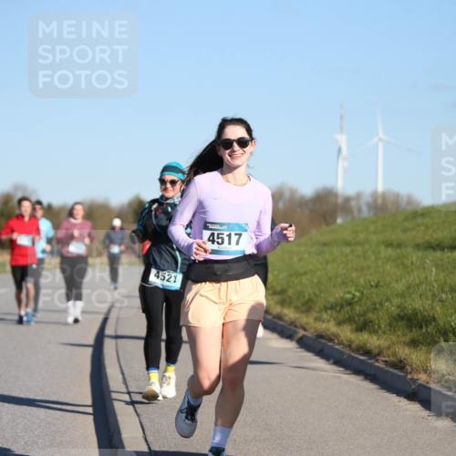 06.04.2025 - 44. Internationalen Wilhelmsburger Insellauf Jannik Wohlers http://msf.ph/oto/7616994 06.04.2025 09:40:28 Laufen 4521, 4517 meine-sportfotos.de