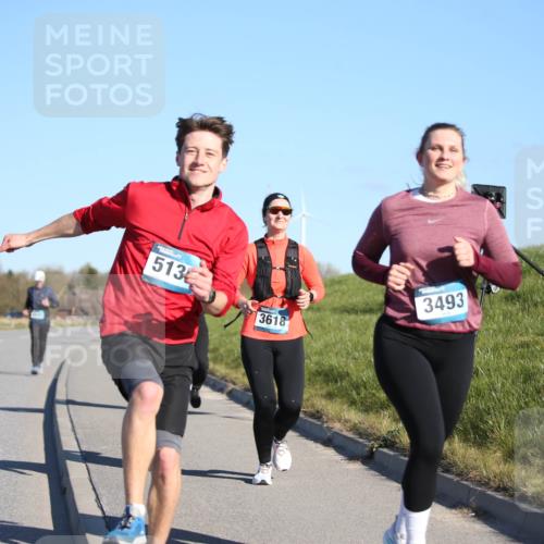 06.04.2025 - 44. Internationalen Wilhelmsburger Insellauf Jannik Wohlers http://msf.ph/oto/7617025 06.04.2025 09:40:36 Laufen 3114, 513, 3493, 3618 meine-sportfotos.de