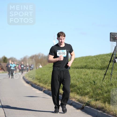 06.04.2025 - 44. Internationalen Wilhelmsburger Insellauf Jannik Wohlers http://msf.ph/oto/7617040 06.04.2025 09:40:38 Laufen 4605 meine-sportfotos.de