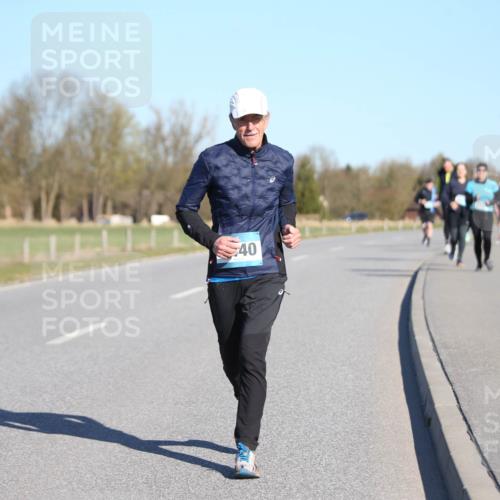 06.04.2025 - 44. Internationalen Wilhelmsburger Insellauf Jannik Wohlers http://msf.ph/oto/7617049 06.04.2025 09:40:43 Laufen 40 meine-sportfotos.de
