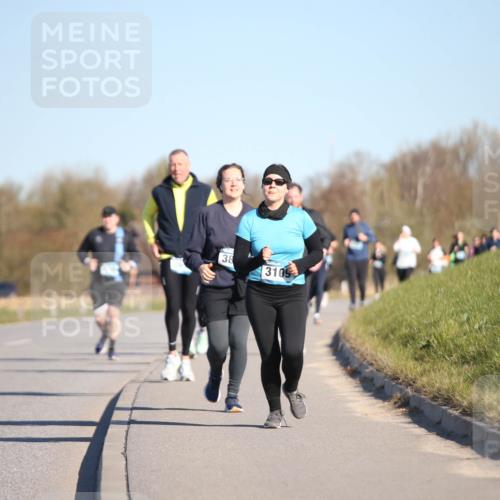 06.04.2025 - 44. Internationalen Wilhelmsburger Insellauf Jannik Wohlers http://msf.ph/oto/7617054 06.04.2025 09:40:45 Laufen 38, 3105 meine-sportfotos.de
