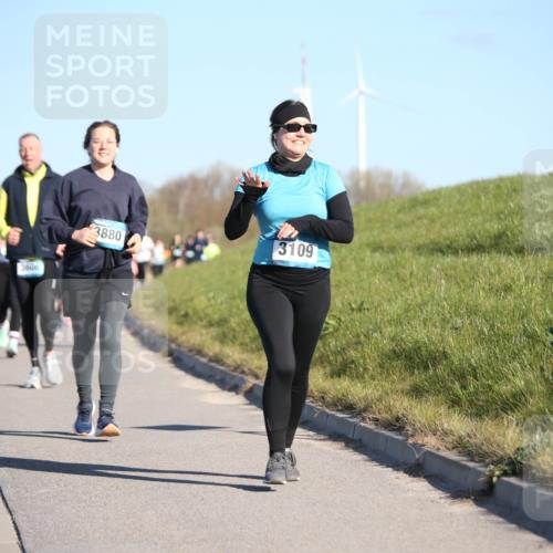 06.04.2025 - 44. Internationalen Wilhelmsburger Insellauf Jannik Wohlers http://msf.ph/oto/7617060 06.04.2025 09:40:50 Laufen 360, 3880, 3109 meine-sportfotos.de