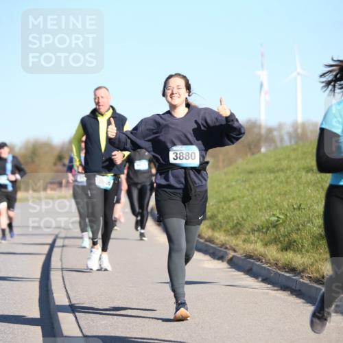 06.04.2025 - 44. Internationalen Wilhelmsburger Insellauf Jannik Wohlers http://msf.ph/oto/7617064 06.04.2025 09:40:51 Laufen 3606, 3880, 3109 meine-sportfotos.de