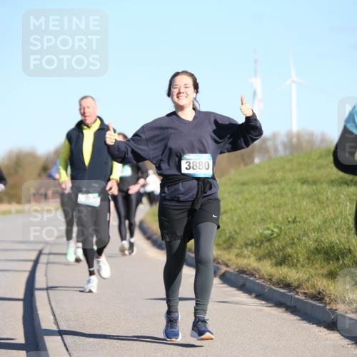 06.04.2025 - 44. Internationalen Wilhelmsburger Insellauf Jannik Wohlers http://msf.ph/oto/7617067 06.04.2025 09:40:51 Laufen 3606, 3880, 3109 meine-sportfotos.de