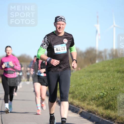 06.04.2025 - 44. Internationalen Wilhelmsburger Insellauf Jannik Wohlers http://msf.ph/oto/7617091 06.04.2025 09:40:58 Laufen 4247 meine-sportfotos.de