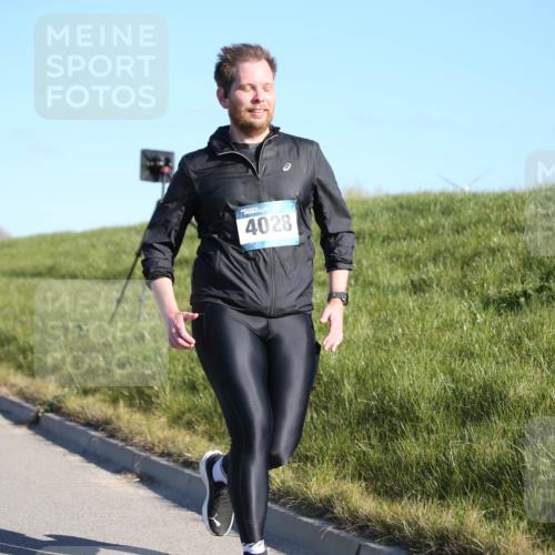 06.04.2025 - 44. Internationalen Wilhelmsburger Insellauf Jannik Wohlers http://msf.ph/oto/7617093 06.04.2025 09:40:59 Laufen 4028 meine-sportfotos.de