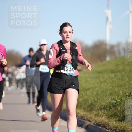 06.04.2025 - 44. Internationalen Wilhelmsburger Insellauf Jannik Wohlers http://msf.ph/oto/7617098 06.04.2025 09:41:01 Laufen 4167, 16, 12, 4234 meine-sportfotos.de