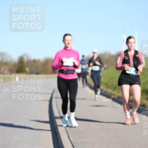 06.04.2025 - 44. Internationalen Wilhelmsburger Insellauf Jannik Wohlers http://msf.ph/oto/7617103 06.04.2025 09:41:02 Laufen  meine-sportfotos.de