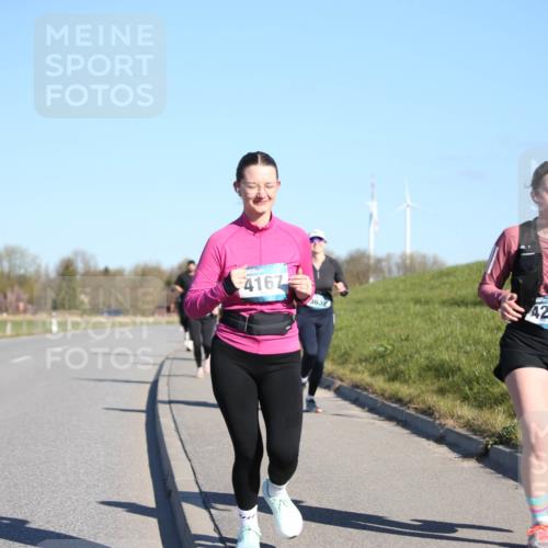 06.04.2025 - 44. Internationalen Wilhelmsburger Insellauf Jannik Wohlers http://msf.ph/oto/7617110 06.04.2025 09:41:03 Laufen 4167, 3632, 4234 meine-sportfotos.de