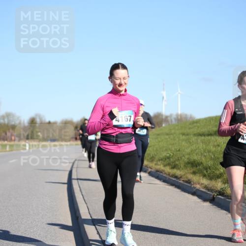 06.04.2025 - 44. Internationalen Wilhelmsburger Insellauf Jannik Wohlers http://msf.ph/oto/7617111 06.04.2025 09:41:03 Laufen 4167, 3632, 4234 meine-sportfotos.de