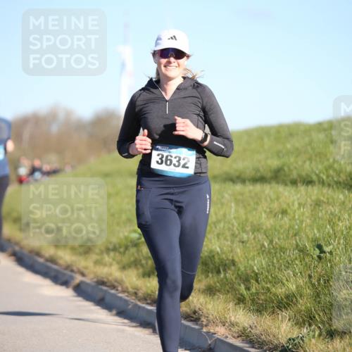 06.04.2025 - 44. Internationalen Wilhelmsburger Insellauf Jannik Wohlers http://msf.ph/oto/7617115 06.04.2025 09:41:05 Laufen 3632 meine-sportfotos.de