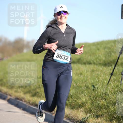 06.04.2025 - 44. Internationalen Wilhelmsburger Insellauf Jannik Wohlers http://msf.ph/oto/7617120 06.04.2025 09:41:05 Laufen 3632 meine-sportfotos.de