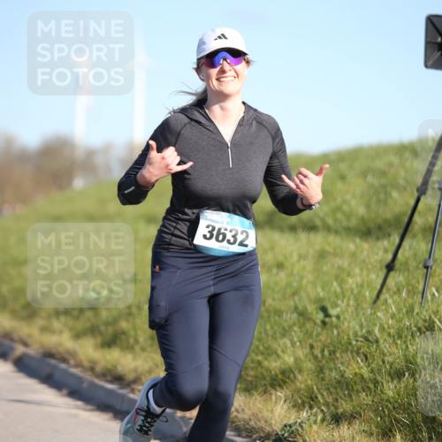 06.04.2025 - 44. Internationalen Wilhelmsburger Insellauf Jannik Wohlers http://msf.ph/oto/7617121 06.04.2025 09:41:06 Laufen 3632 meine-sportfotos.de