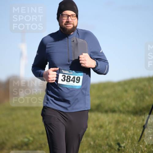 06.04.2025 - 44. Internationalen Wilhelmsburger Insellauf Jannik Wohlers http://msf.ph/oto/7617135 06.04.2025 09:41:11 Laufen 3849 meine-sportfotos.de