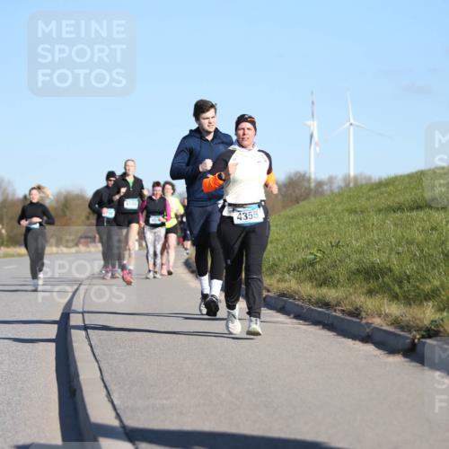 06.04.2025 - 44. Internationalen Wilhelmsburger Insellauf Jannik Wohlers http://msf.ph/oto/7617154 06.04.2025 09:41:20 Laufen 4188, 4355 meine-sportfotos.de