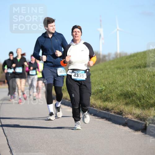 06.04.2025 - 44. Internationalen Wilhelmsburger Insellauf Jannik Wohlers http://msf.ph/oto/7617157 06.04.2025 09:41:21 Laufen 4070, 4355 meine-sportfotos.de