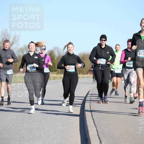 06.04.2025 - 44. Internationalen Wilhelmsburger Insellauf Jannik Wohlers http://msf.ph/oto/7617166 06.04.2025 09:41:25 Laufen 444, 3225, 443, 20, 798, 3186, 4600, 4188 meine-sportfotos.de