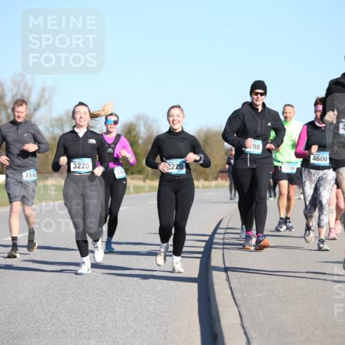 06.04.2025 - 44. Internationalen Wilhelmsburger Insellauf Jannik Wohlers http://msf.ph/oto/7617167 06.04.2025 09:41:25 Laufen 444, 3225, 443, 3220, 98, 3186, 4600, 4188 meine-sportfotos.de
