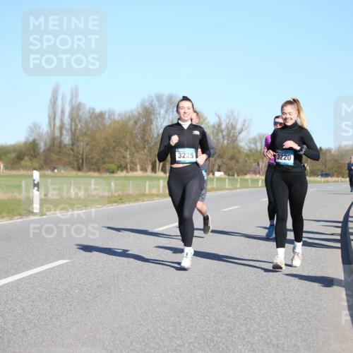 06.04.2025 - 44. Internationalen Wilhelmsburger Insellauf Jannik Wohlers http://msf.ph/oto/7617178 06.04.2025 09:41:28 Laufen 3225, 3220, 3798 meine-sportfotos.de