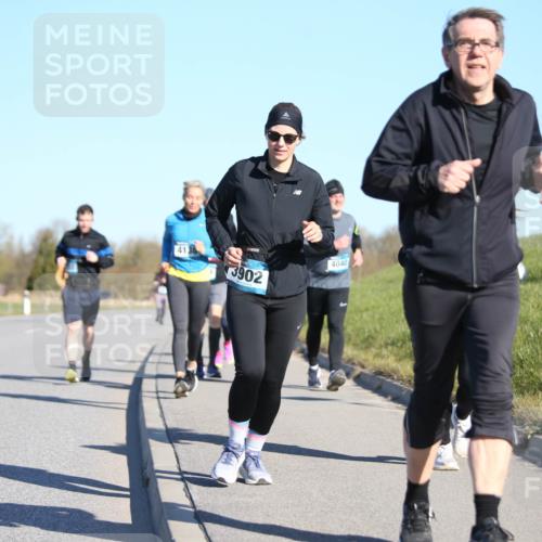 06.04.2025 - 44. Internationalen Wilhelmsburger Insellauf Jannik Wohlers http://msf.ph/oto/7617226 06.04.2025 09:41:46 Laufen 4138, 3902, 4040 meine-sportfotos.de