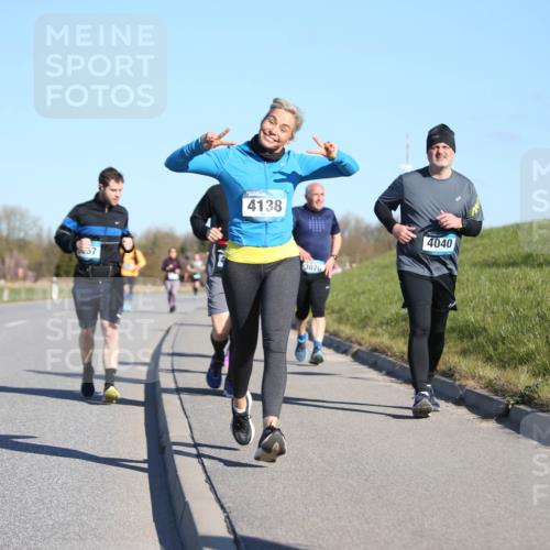 06.04.2025 - 44. Internationalen Wilhelmsburger Insellauf Jannik Wohlers http://msf.ph/oto/7617241 06.04.2025 09:41:49 Laufen 257, 4138, 3070, 4040 meine-sportfotos.de