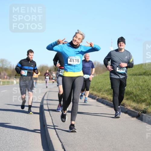06.04.2025 - 44. Internationalen Wilhelmsburger Insellauf Jannik Wohlers http://msf.ph/oto/7617242 06.04.2025 09:41:49 Laufen 40, 4138, 4040 meine-sportfotos.de