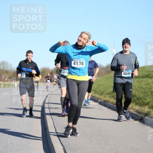 06.04.2025 - 44. Internationalen Wilhelmsburger Insellauf Jannik Wohlers http://msf.ph/oto/7617244 06.04.2025 09:41:49 Laufen 4049, 4138, 4040 meine-sportfotos.de